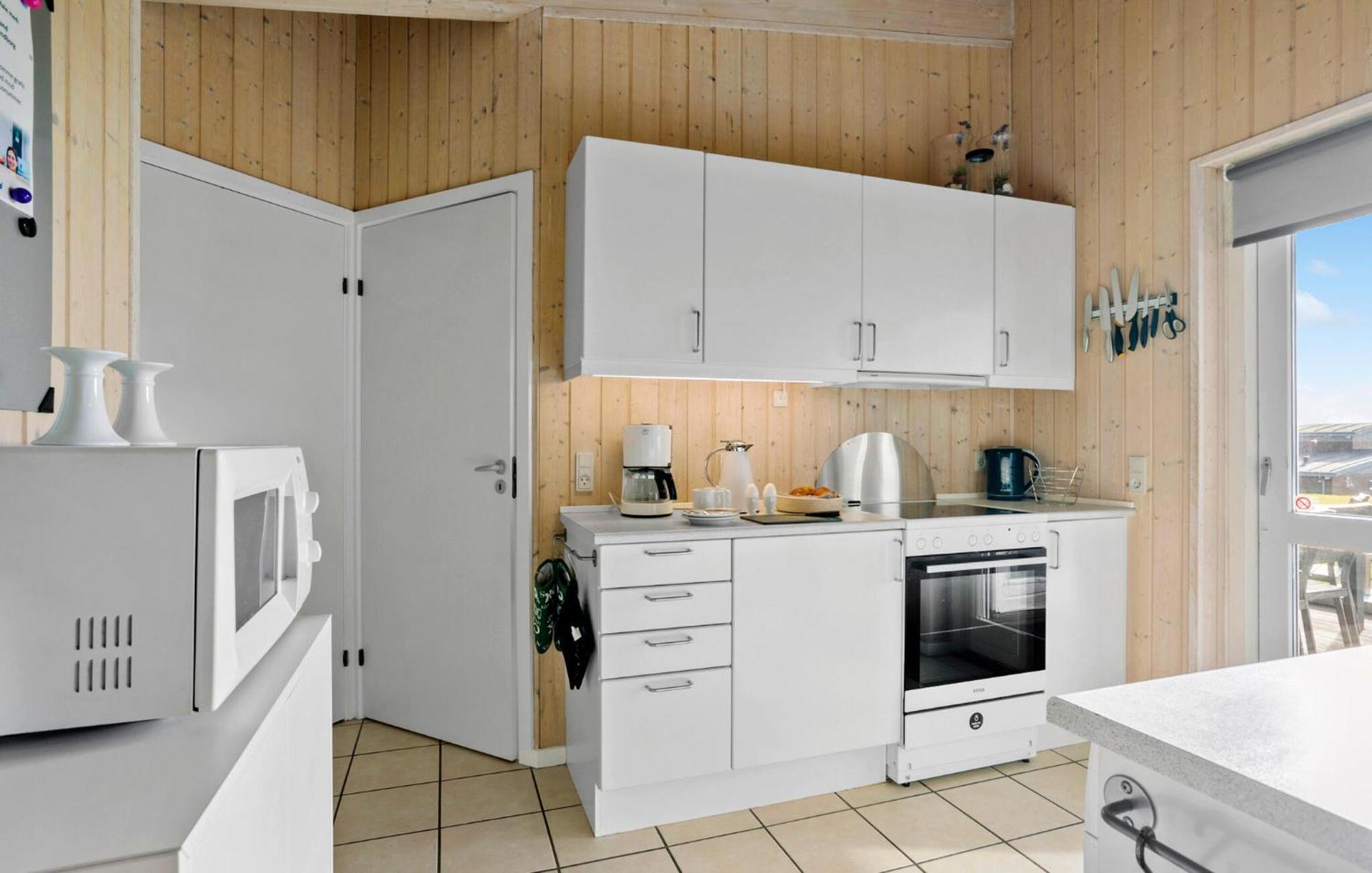 4 Bedroom Nice Home In Fåborg Εξωτερικό φωτογραφία